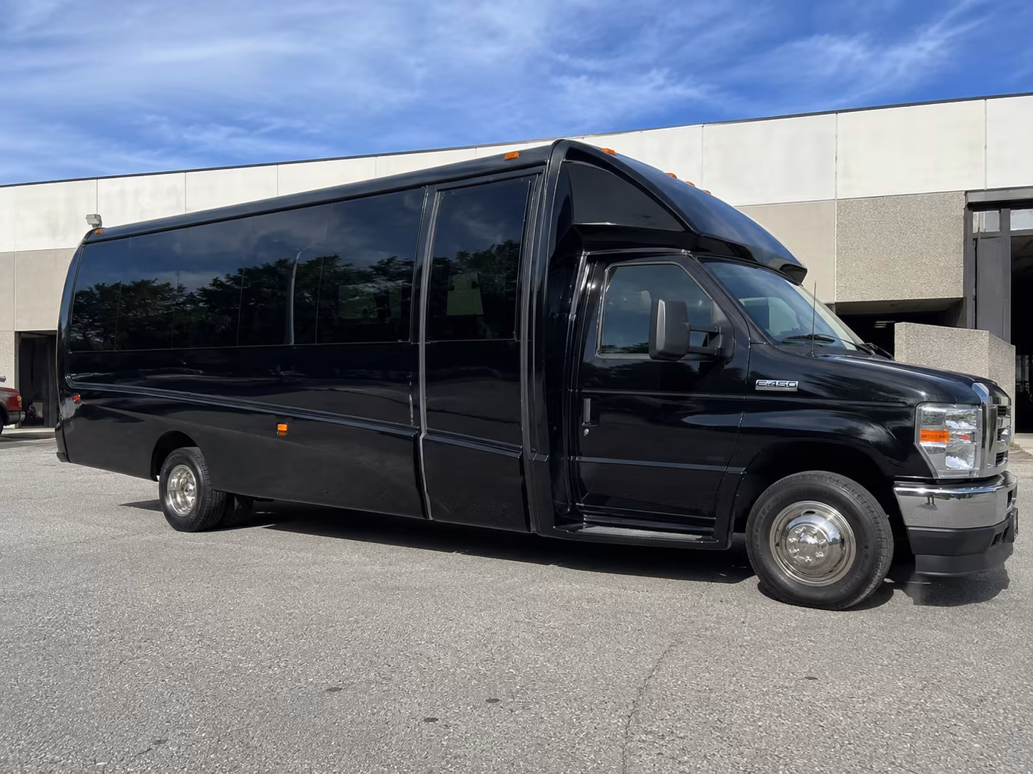 hotel to venue shuttle buses for league city corporate events