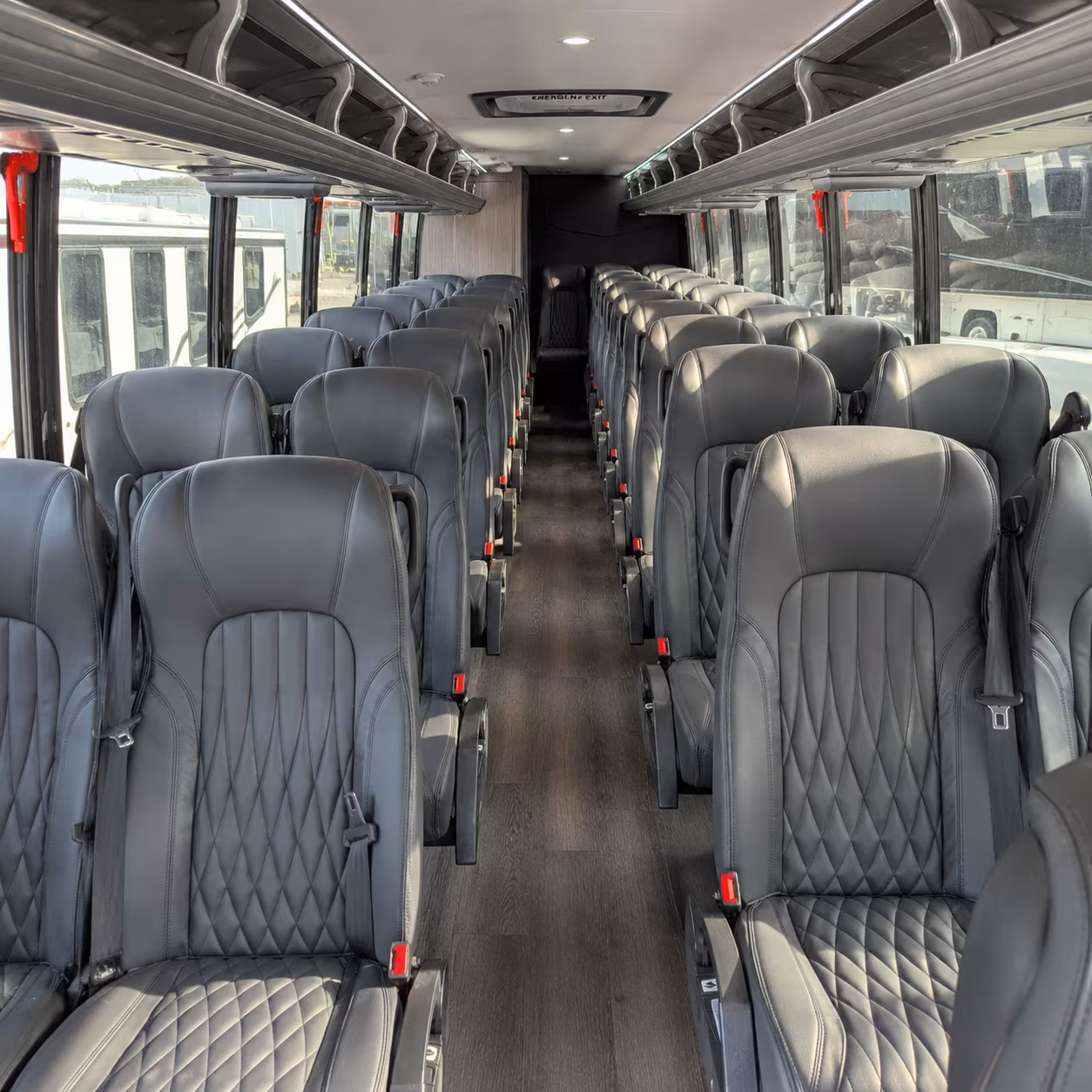 shuttle buses and minibuses to william p hobby airport hou