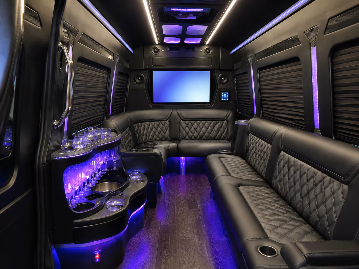 shuttle buses to kemah and clear lake live music events