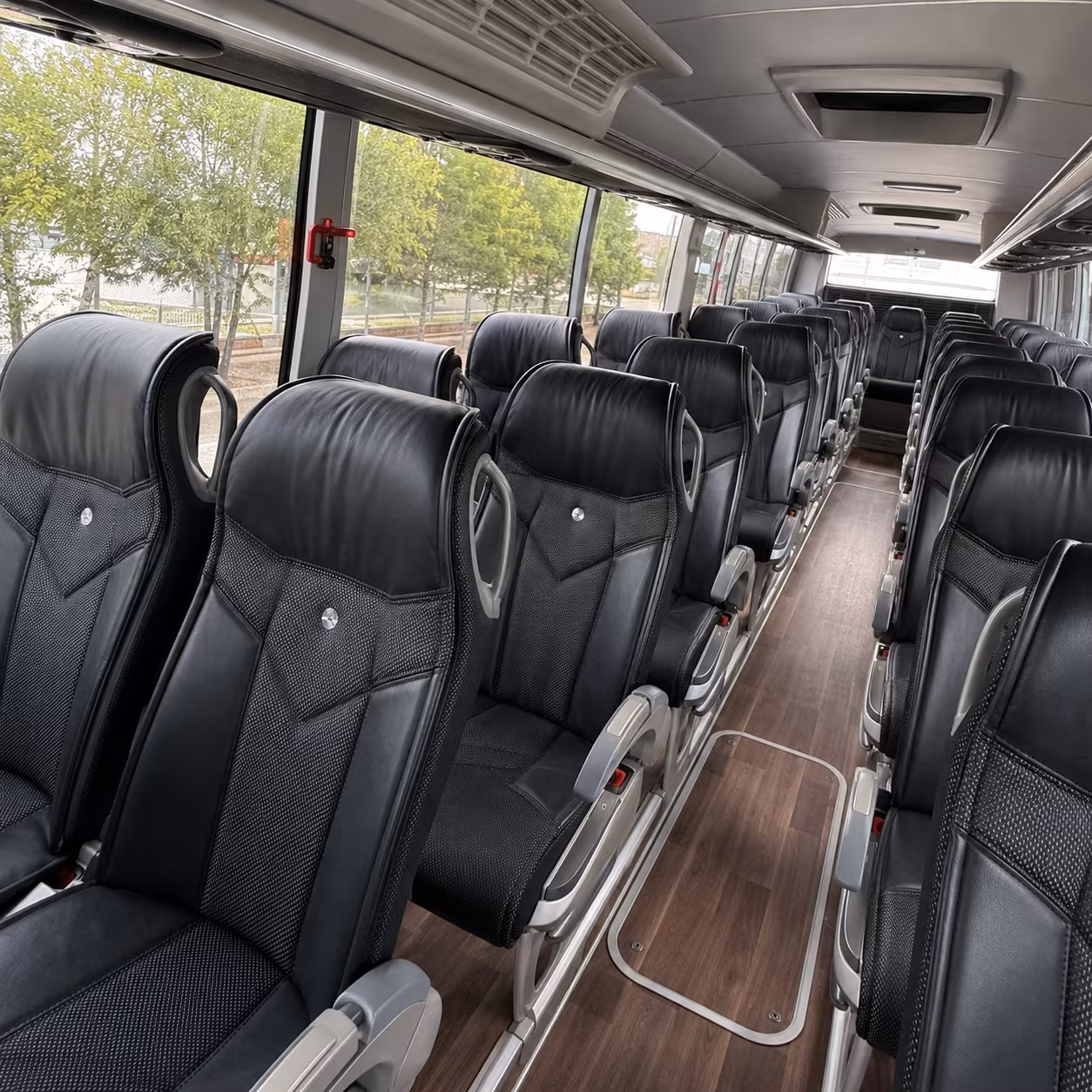 weekly worship shuttle buses for league city congregations